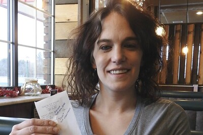 Happy 2020: Server Who Was Homeless a Year Ago Gets $2,020 Tip at Michigan Restaurant