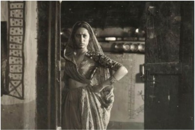 Hindi Cinema is Capable of Healing and Strengthening Itself, Writes Prasoon Joshi