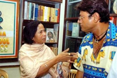 Mamata Banerjee alleges rigging by CPI-M