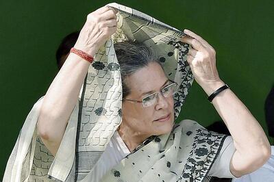 Kerala Congress Clears Dues After Firm Sends Legal Notice to Sonia