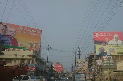 First phase of Bihar elections a close call, but Nitish Kumar may have the edge