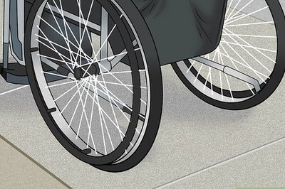 How to Operate a Wheelchair Safely Outdoors