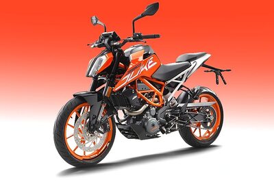 2017 KTM Duke 390 and Updated Duke 200 to Launch in India on February 23