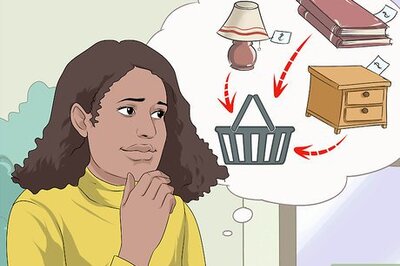 How to Find Things to Sell at a Swap Meet