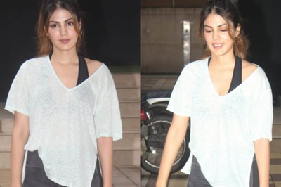 Rhea Chakraborty Greets Paparazzi With Big Smile As She Spotted Outside Her Gym; See Pics