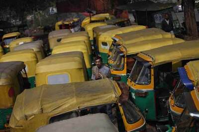 Delhi: Autorickshaws to be reined in with colour coding