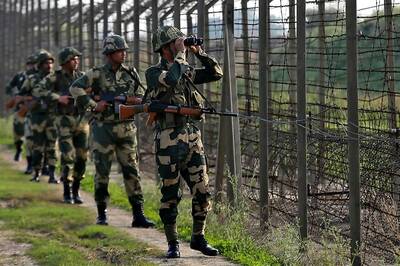 Pak Violates Ceasefire along LoC in J&K's Poonch a Day after Army Chief’s Visit