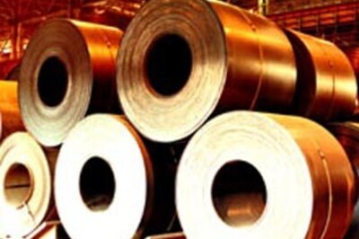 Paswan urges steel authorities to face up to challenges