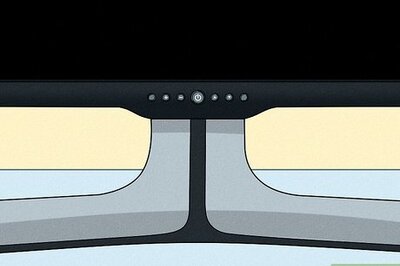 4 Ways to Turn on a TCL TV Without a Remote