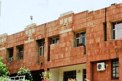 JNU's 1st Semester for Undergraduate Students on Nov 7