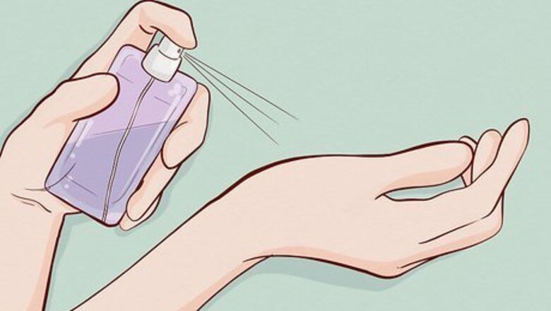 How to Apply Perfume