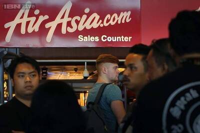 Search for missing AirAsia plane enters third day