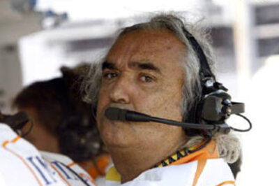 Renault bosses quit F1 team over race-fixing charges