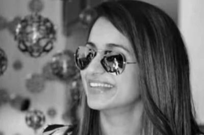 Trisha Krishnan To Do A Song For Thalapathy Vijay's GOAT? What We Know