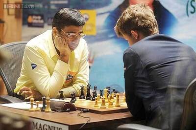 World Chess Championship: Viswanathan Anand draws first game against Magnus Carlsen