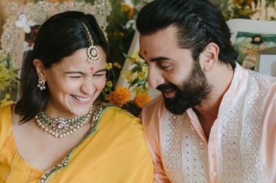 Will Alia Bhatt And Ranbir Kapoor Pose For Media With Baby Girl Outside Hospital?