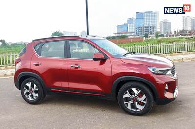 Kia Sonet Compact SUV Launched in India at Rs 6.71 Lakh, to be Offered in 15 Variants