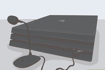 How to Connect a Microphone to a PS4