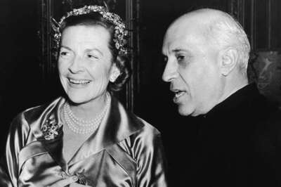 Lady Mountbatten's Daughter Says Nehru and Mom Were Rarely Alone to Have a Physical Affair