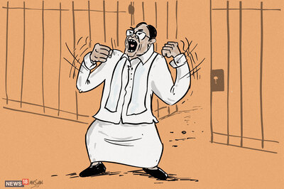 'PM Clueless, Left Ministers to Bluff & Bluster': Day 1 Out of Jail, Chidambaram Trains Guns at Govt on Economy