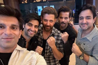 Hrithik Roshan Visits Theatre With Fighter Co-stars Anil Kapoor And Karan Singh Grover, Cheers Fans; Watch