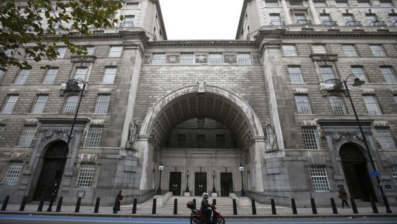 Ex-UK spy claims MI5 knew about Guantanamo Bay torture methods