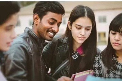 IIM Lucknow Launches Centre of Excellence in Blockchain Technology, Aims To Create 100 Startups