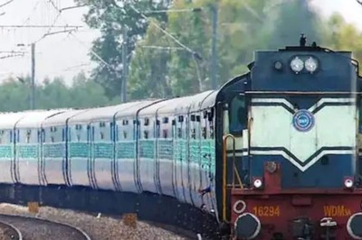 5 Tips to Make Your Long Train Journey Enjoyable