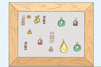 How to Display Jewellery for Sale