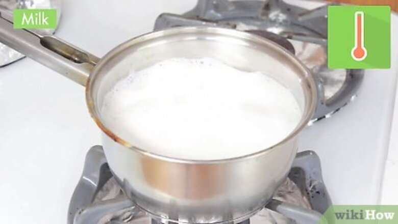 How to Make a Caramel Latte