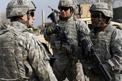 Obama warns of sending troops in Pak to fight Taliban