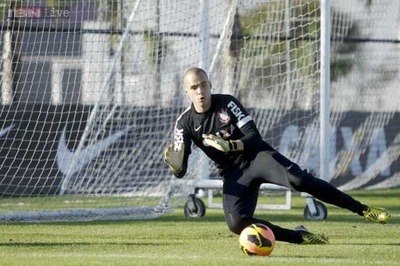 Brazil goalkeeper Julio Cesar backs official World Cup ball