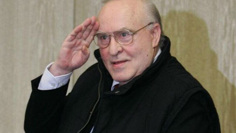 Notorious Holocaust Denier Ernst Zuendel Dies in Germany