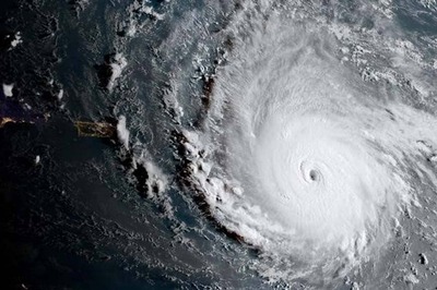 Hurricane Lane Strengthens to Category 5 as it Heads for Hawaii