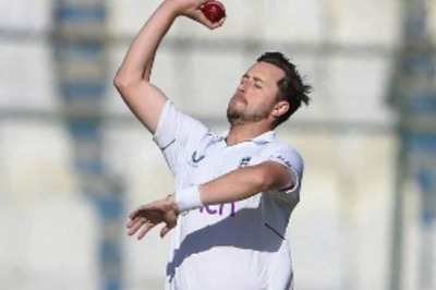 'I Don’t Know What Town he Plays for': Michael Clarke Destroys Ollie Robinson