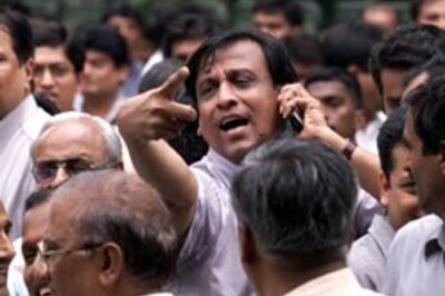 Sensex down 3.3 pc on FII pull out