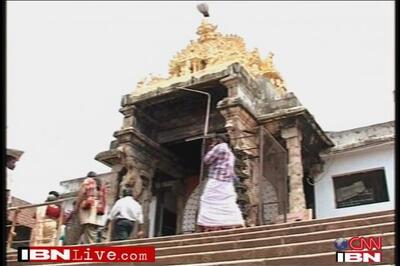 SC orders audit of Padmanabhaswamy temple under former CAG's watch