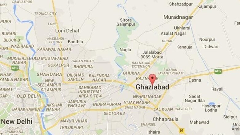 Meat shop owners protest against PIL for disposal of Meat waste in UP