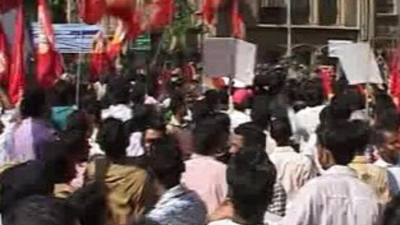 Mumbai cops beat up rally demanding water, 1 killed