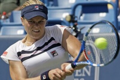 Williams sisters mess up, Clijsters gains at tourney