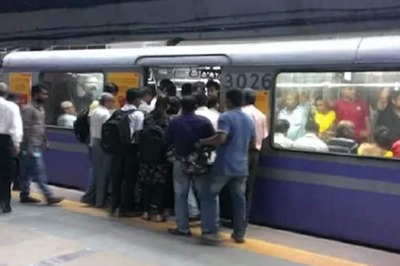 As Covid Cases Decline, Kolkata Metro to Run Additional Trains