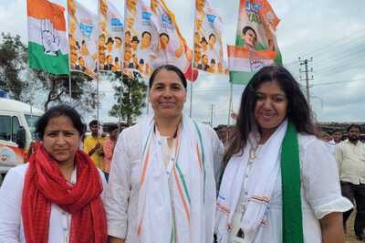 Bonding Over Blisters and Blues, Meet the Sisterhood of Rahul Gandhi's Travelling Bands