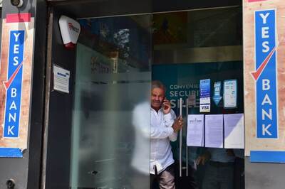 ​Cabinet Clears Draft Resolution Scheme for Yes Bank, Provides Relief to Telecom Sector