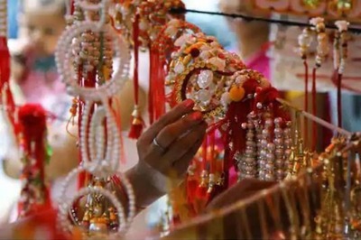 Celebrate Rakhi, Promise to Protect & Seek Her Blessings: HC tells Man Accused of Molesting Woman in MP