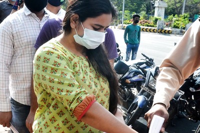 No Sanitization, Shortage of Space for Classes, Alleged Jadavpur Teachers, Write to VC