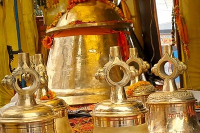 Gifts for Ram Temple: 2100-kg Bell, 108-ft-long Incense Stick Among Items Sent to Ayodhya from India, Abroad