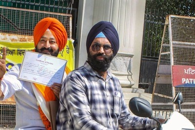 Mobile Repair Shop Owner, 'Pad Woman', Outgoing CM's Namesake among AAP's 6 Giant Slayers