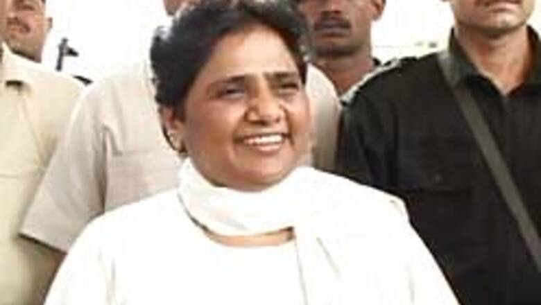 HC issues notice to Mayawati in assets case