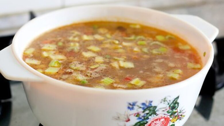 How to Add Spinach to Soup