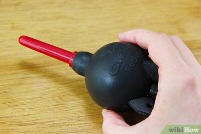 How to Clean a Camera Lens